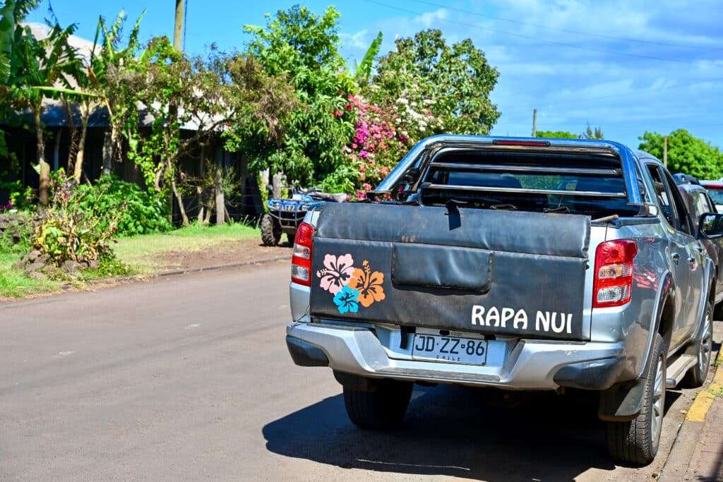 Rapa Nui pick up truck