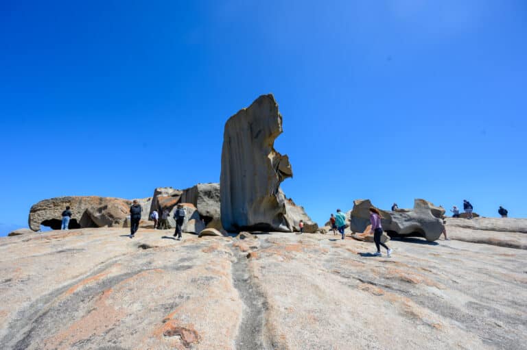 Kangaroo Island day trip people exploring Remarkable Rocks